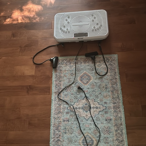 Vibration Plate - Picture 2 of 5